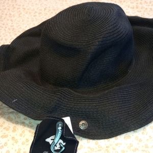Ladies Black sun hat w Bendable Rim